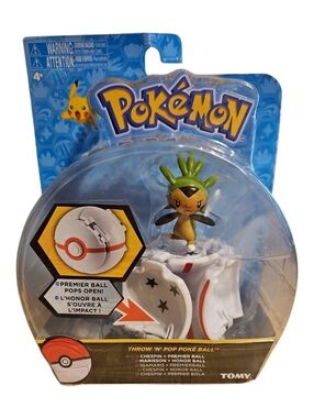 Pokemon Chespin Throw 'N' Pop Poke Ball. NWT
